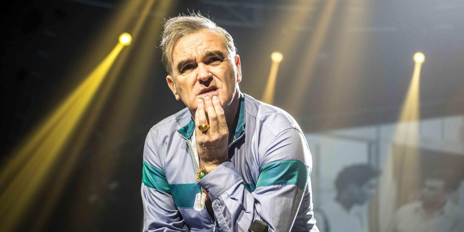 Morrissey inicia tour, mientras se confirma autobiografía en español