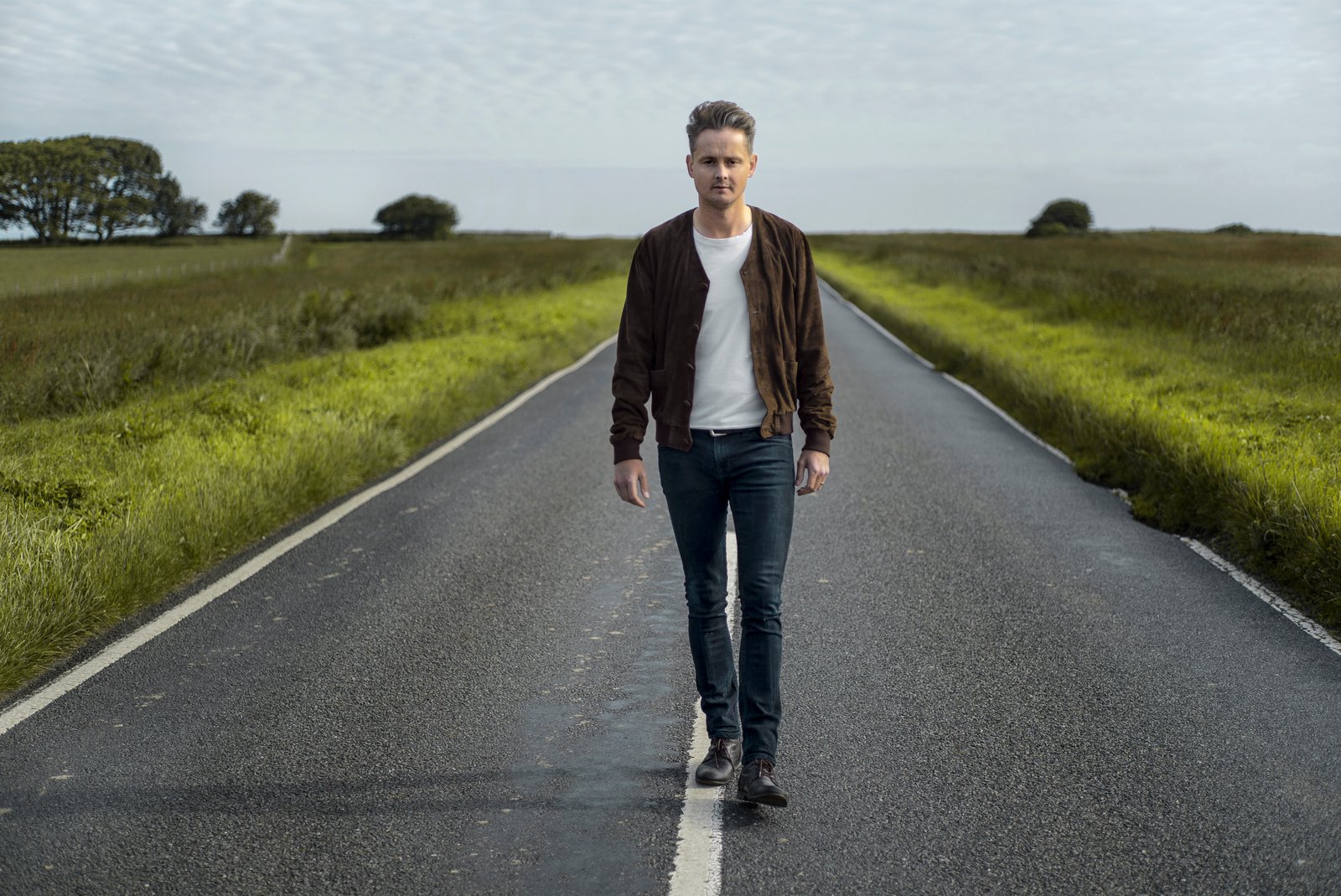 «Hardened Heart» es el primer single de Tom Chaplin