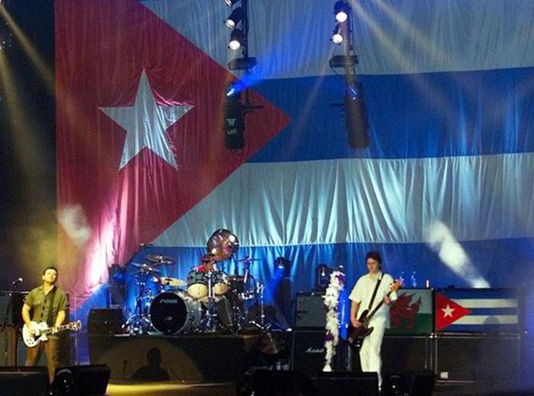 Cuando los Manic Street Preachers tocaron en Cuba hace 15 años