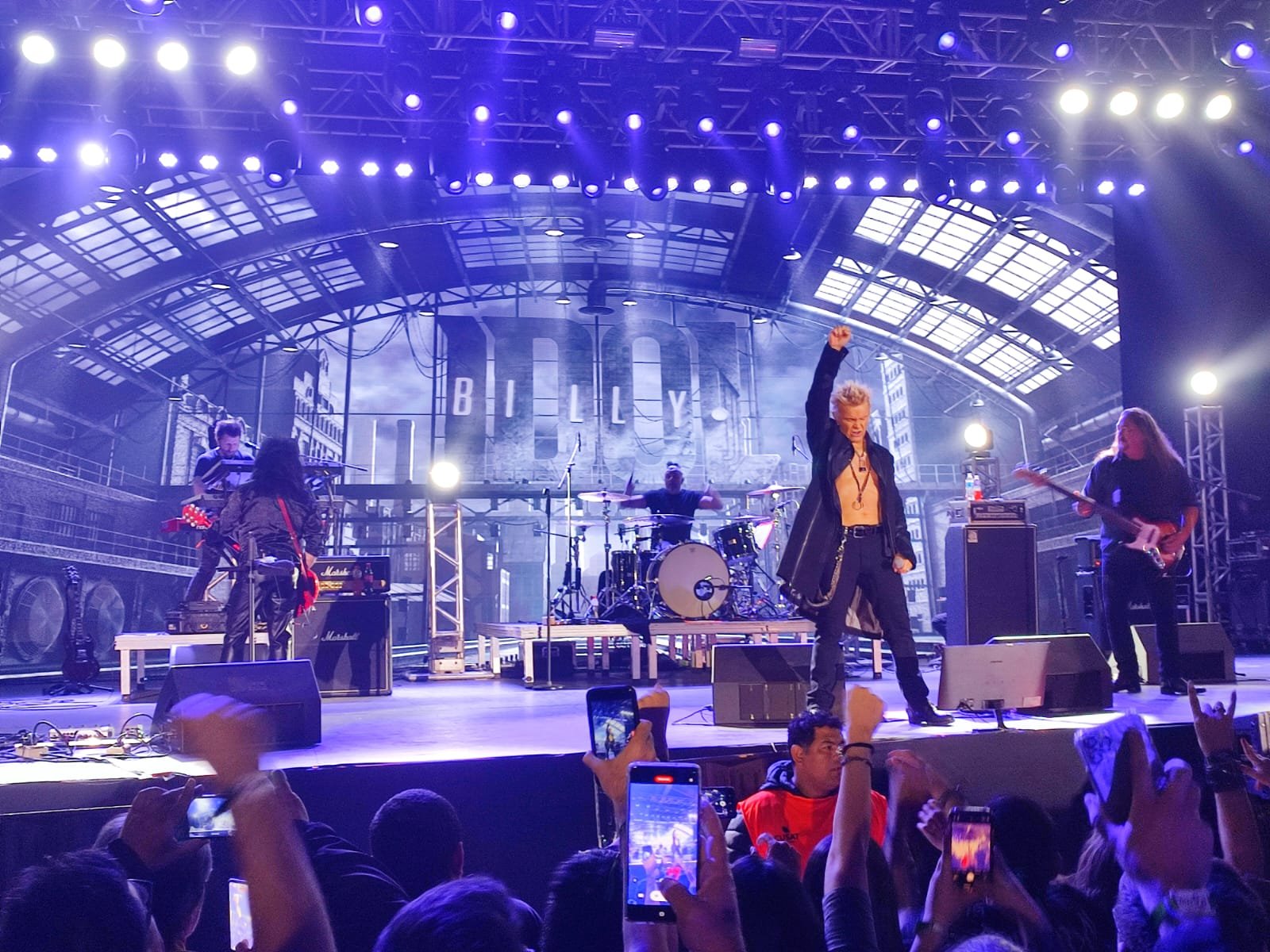 Billy Idol, realmente todo un ídolo