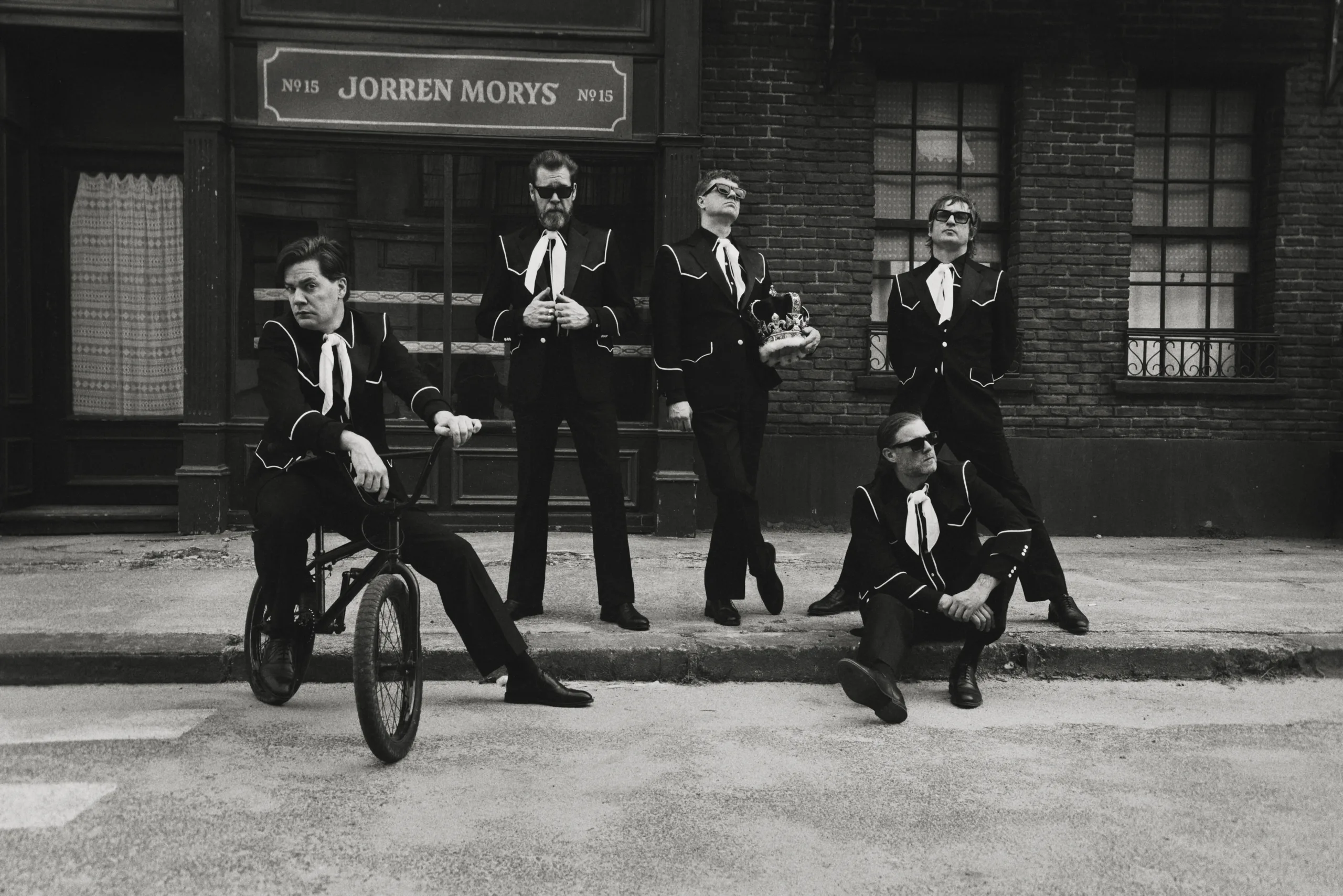Entrevista con Chris Grahn de The Hives